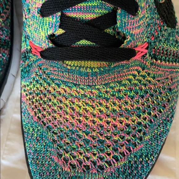 Nike Free 5.0 multi color size 6. - Picture 3 of 10